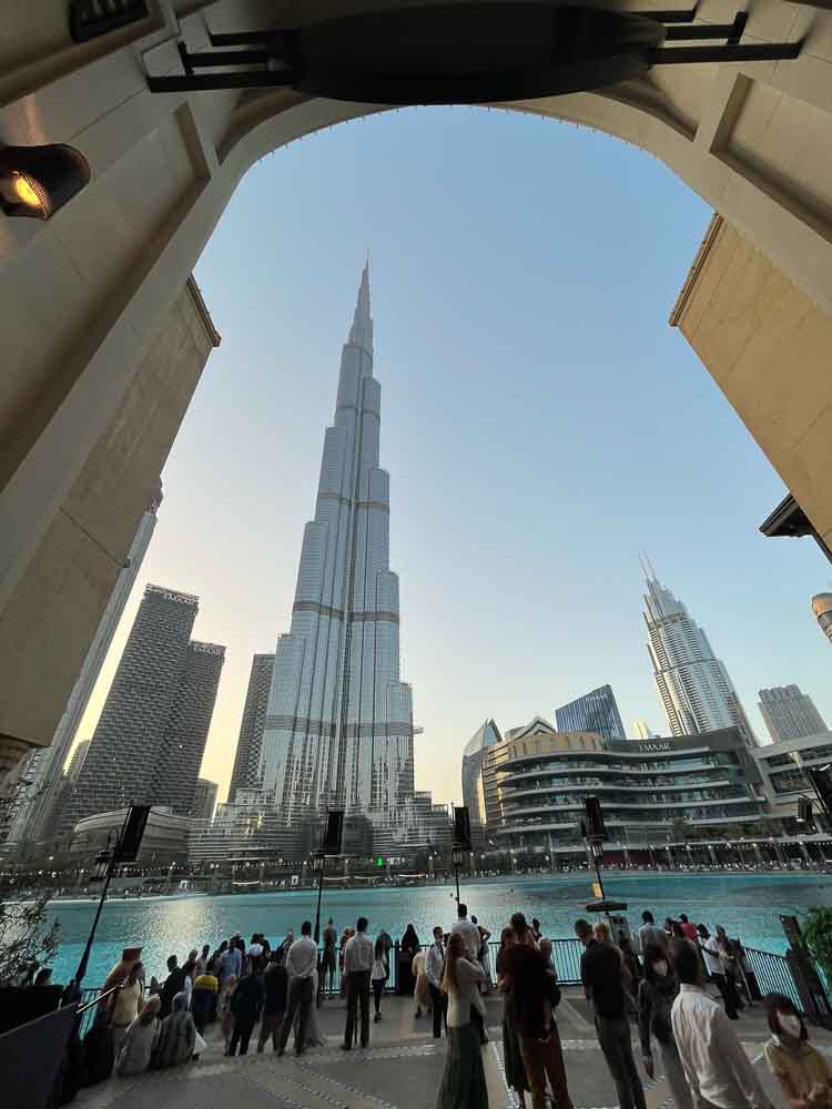 The Pros and Cons of Living in Dubai (According to an Expat!)