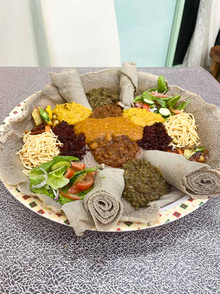 vegan in Dubai 
vegan food in Dubai 
best vegan restaurants in Dubai