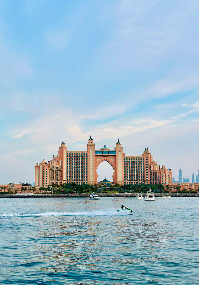 things to do in Palm Jumeirah best things to do in Palm Jumeirah what to do in Palm Jumeirah Palm Jumeirah attractions Palm Jumeirah activities things to do on Palm Jumeirah things to do Palm Jumeirah